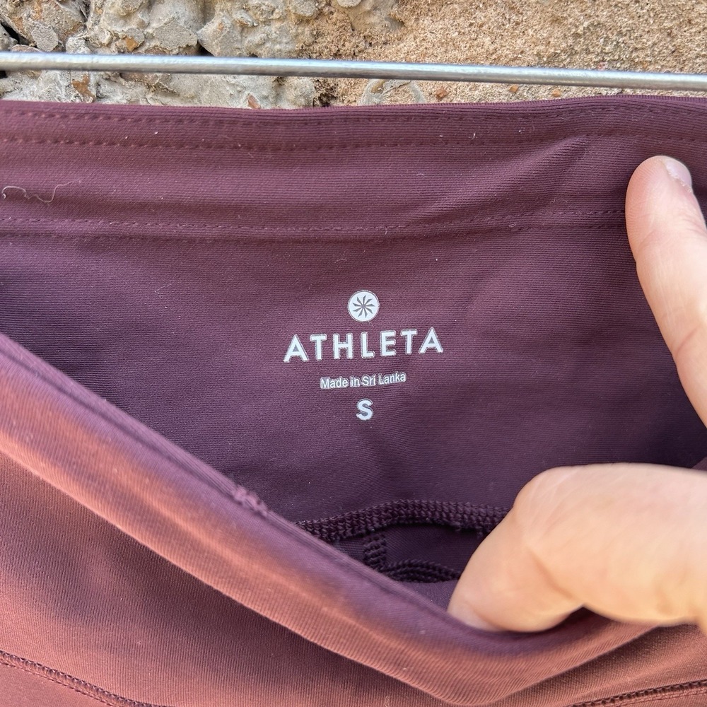Athleta Women's Merlot Purple 7/8ths Leggings Sz‎ Small Yoga Pilates - Picture 4 of 7
